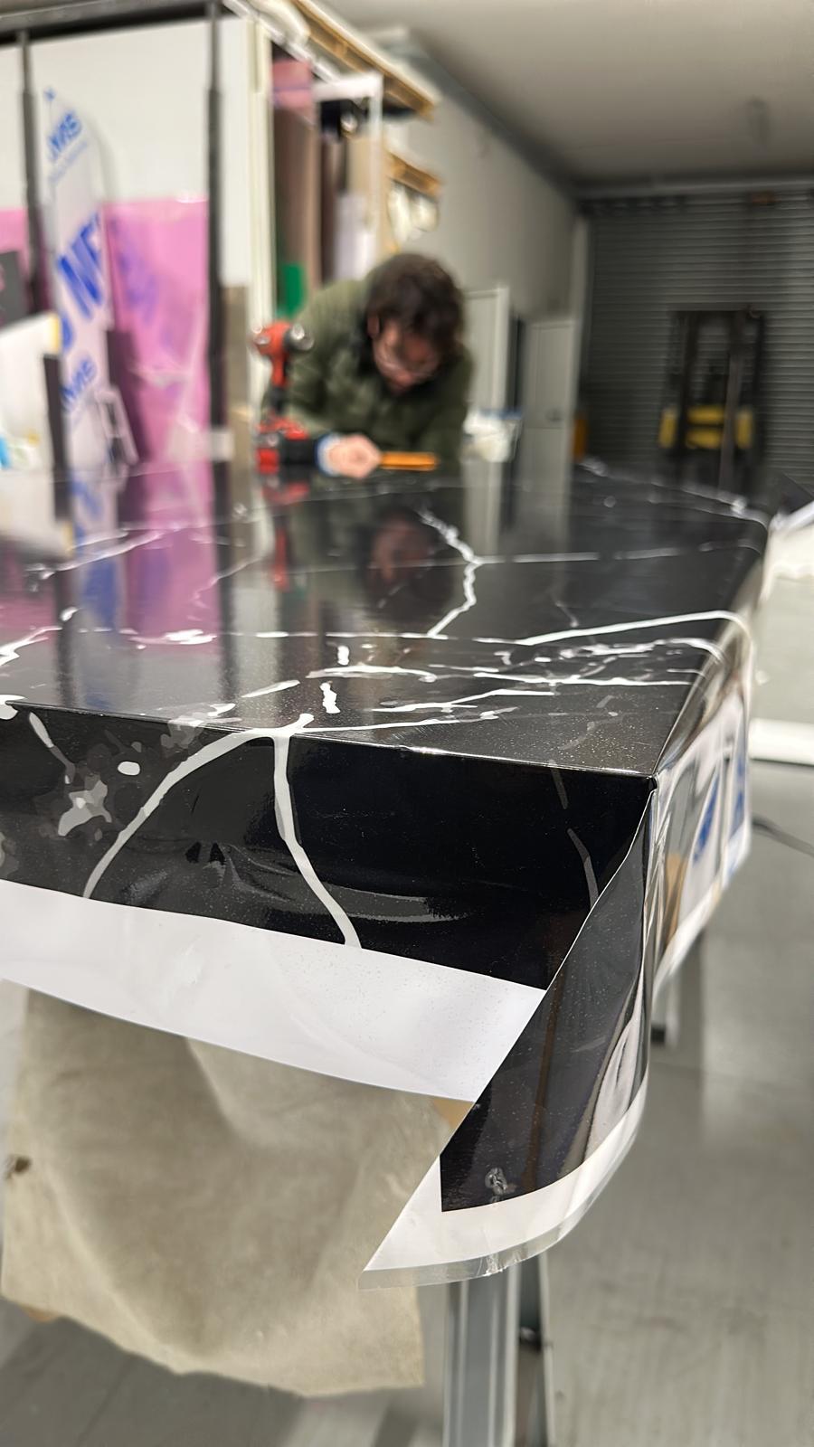 Adesivo superf piane